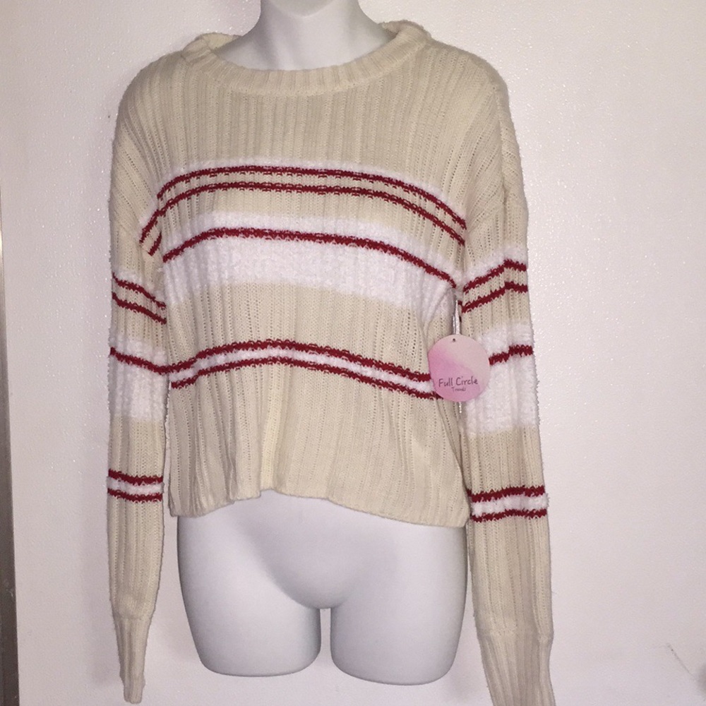 Full Circle Trends crop Top sweater